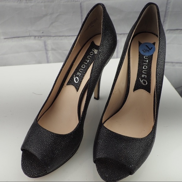 Boutique 9 Talia 7.5 black platform peeptoe pumps - Picture 2 of 10